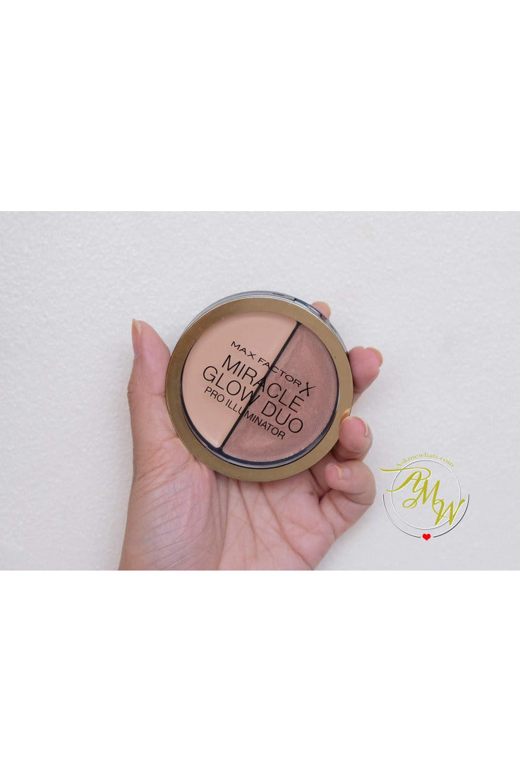 Buy Max Factor Miracle Glow Duo Pro Illuminator - 20 Medium in Pakistan