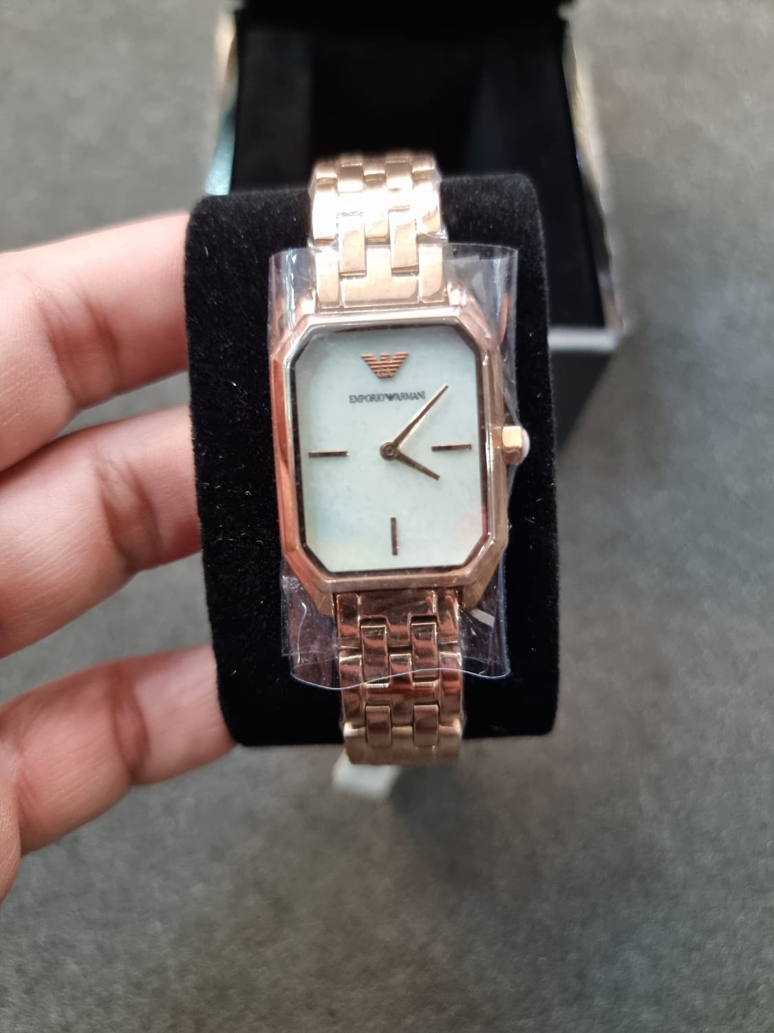 Buy Emporio Armani Womens Analog Stainless Steel Mother Of Pearl Dial 36mm Watch - Ar11147 in Pakistan