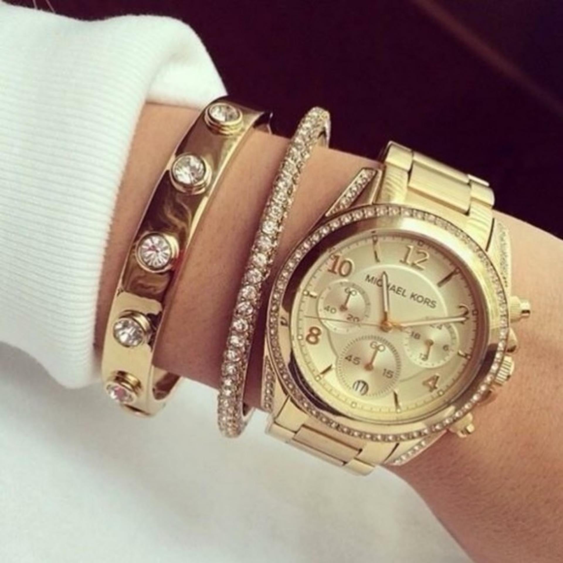 Buy Michael Kors Womens Quartz Blair Gold Stainless Steel Light Champagne Dial 33mm Watch - Mk5639 in Pakistan