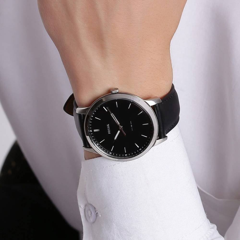 Buy Men's Quartz Minimalist Black Leather Strap Black Dial 44Mm Watch in Pakistan