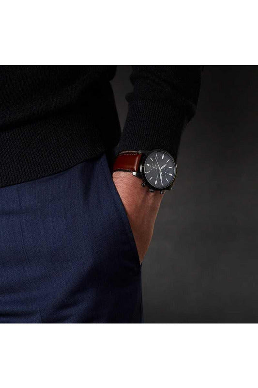 Buy Fossil Men's Chronograph Quartz Leather Strap Grey Dial 44mm Watch FS5522 in Pakistan