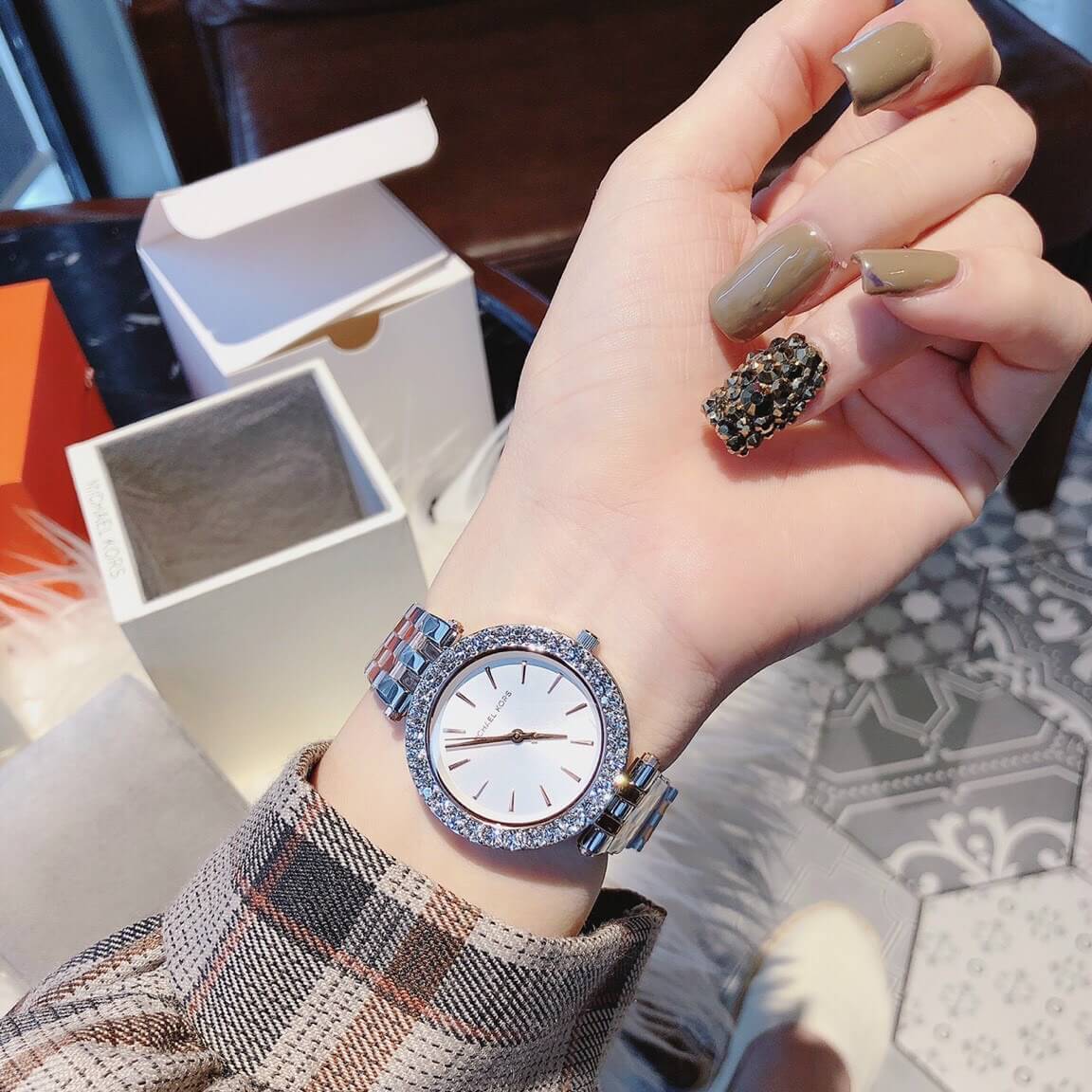 Buy Michael Kors Womens Quartz Darci Two Tone Diamonds Stainless Steel Silver Dial 35mm Watch - Mk4515 in Pakistan