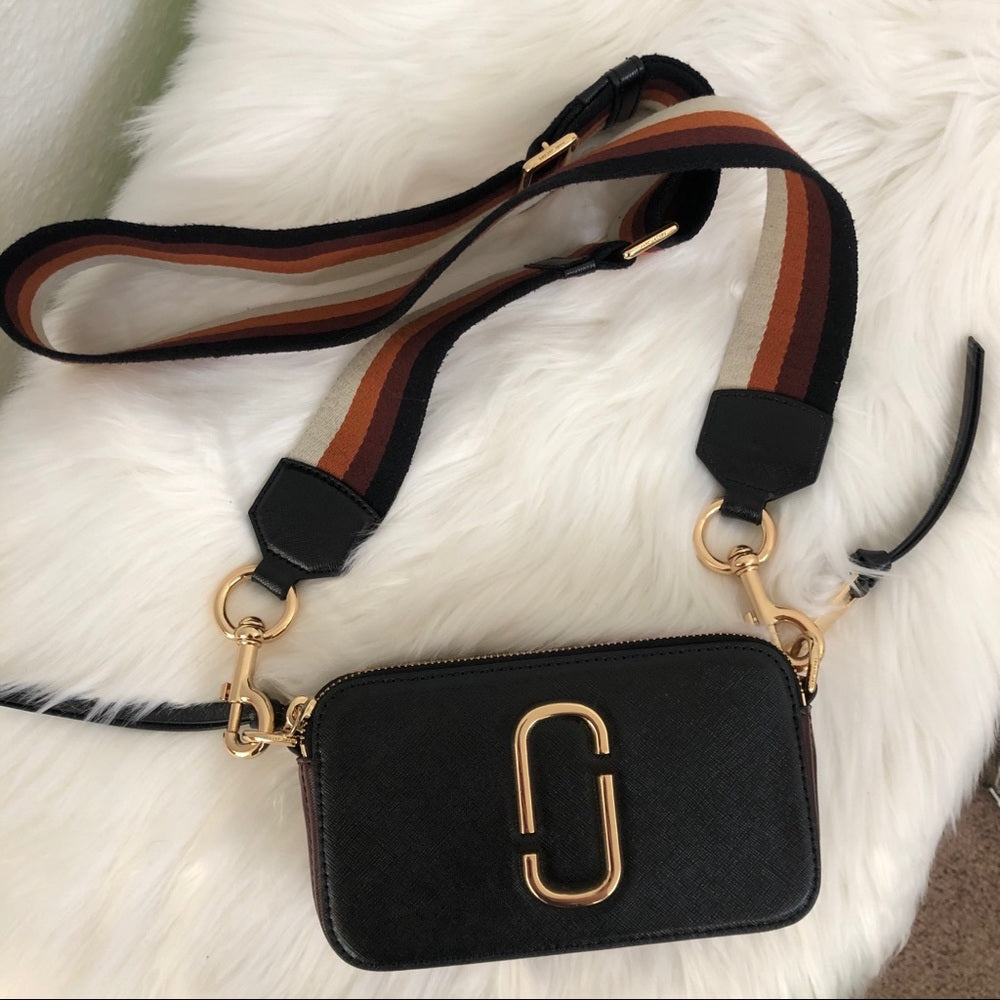 Buy Marc Jacobs The Snap Shot Bag Small - Black Chocolate in Pakistan