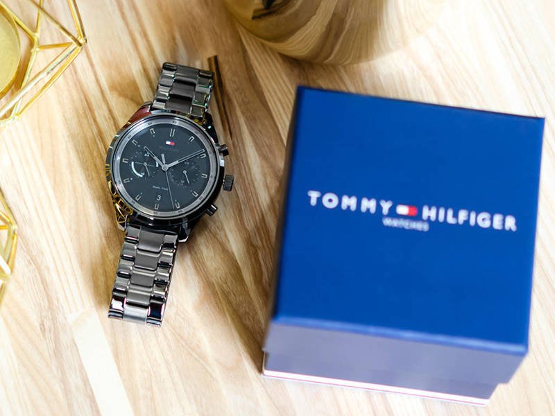 Buy Tommy Hilfiger Mens Quartz Stainless Steel Grey Dial 44mm Watch - 1791727 in Pakistan