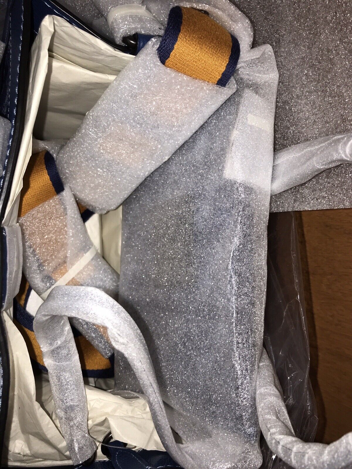 Buy Coach Field Tote In Signature Canvas With Horse And Carriage Print Bag Small in Pakistan