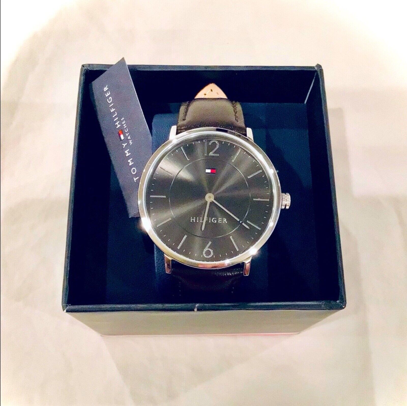 Buy Tommy Hilfiger Quartz Leather Strap Grey Dial 40mm Watch for Men - 1710352 in Pakistan
