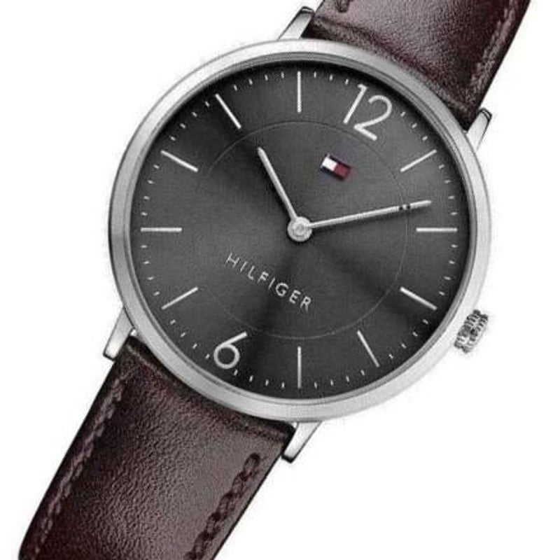 Buy Tommy Hilfiger Quartz Leather Strap Grey Dial 40mm Watch for Men - 1710352 in Pakistan